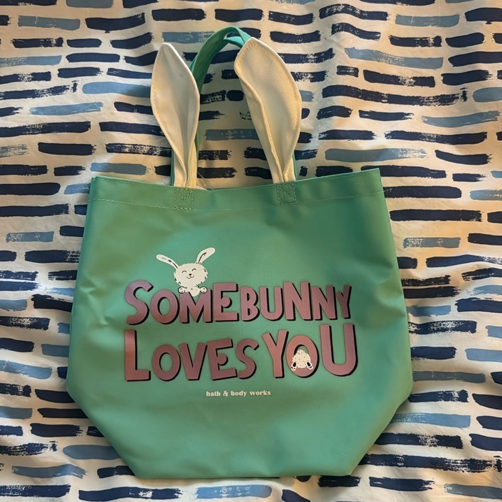 Small Bath & Body Works "Somebunny Loves You" Bag